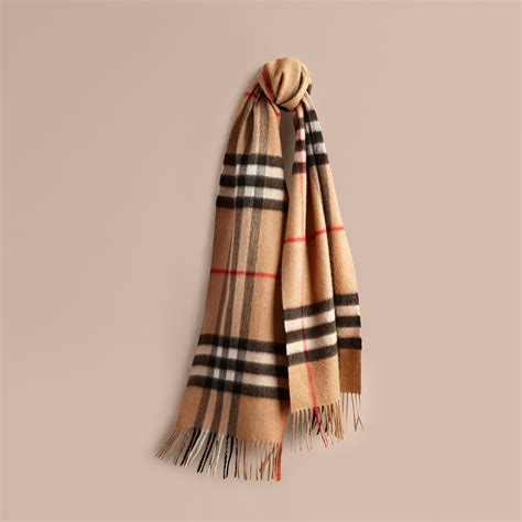 burberry house check purse with scarf|classic check Burberry scarf.